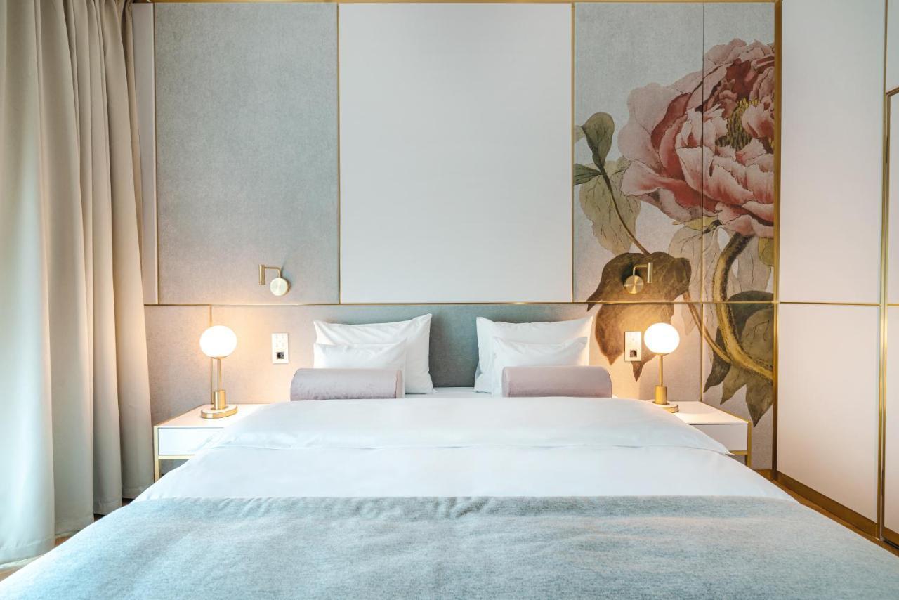 Hotel Ferreus Modern Art Deco Krasków Εξωτερικό φωτογραφία A bedroom at the hotel