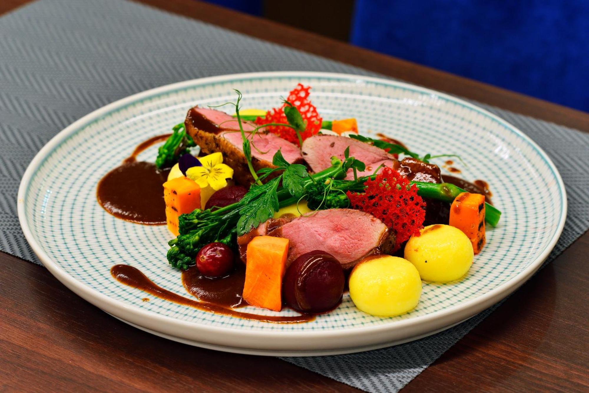 Hotel Ferreus Modern Art Deco Krasków Εξωτερικό φωτογραφία A duck dish prepared by a student of the Culinary Institute of America