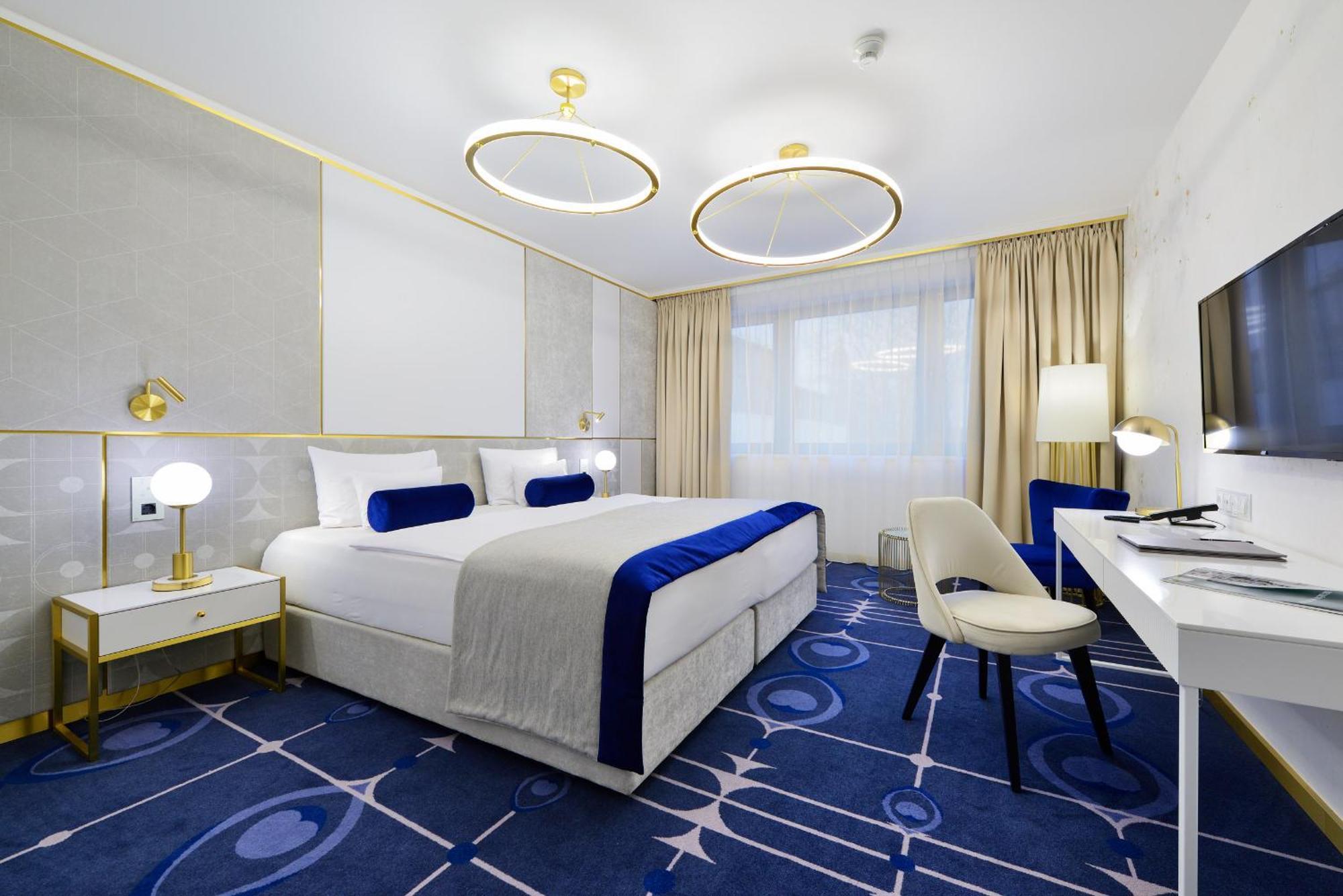 Hotel Ferreus Modern Art Deco Krasków Εξωτερικό φωτογραφία A room at the hotel